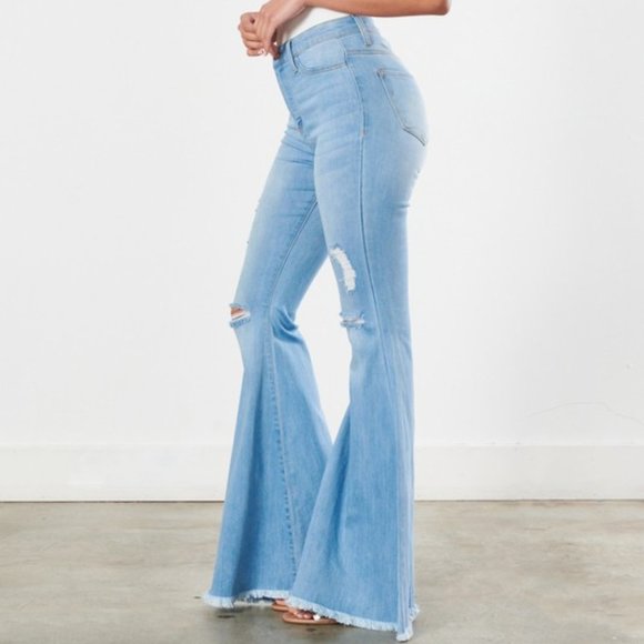 ALMOST GONE! NWT Distressed Flare Leg Jeans - Picture 3 of 8